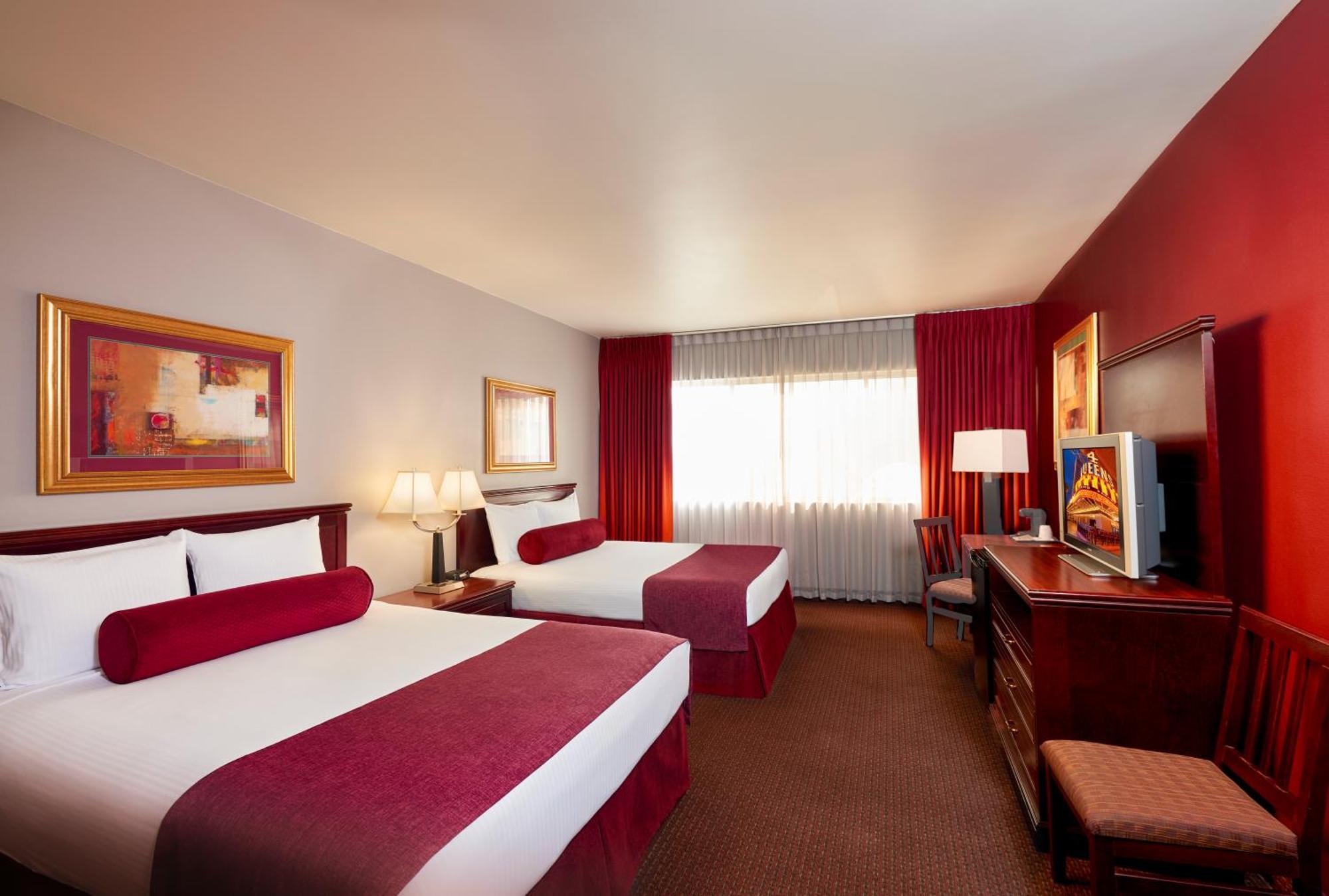 Two Double Beds,1698851542:JPEG
